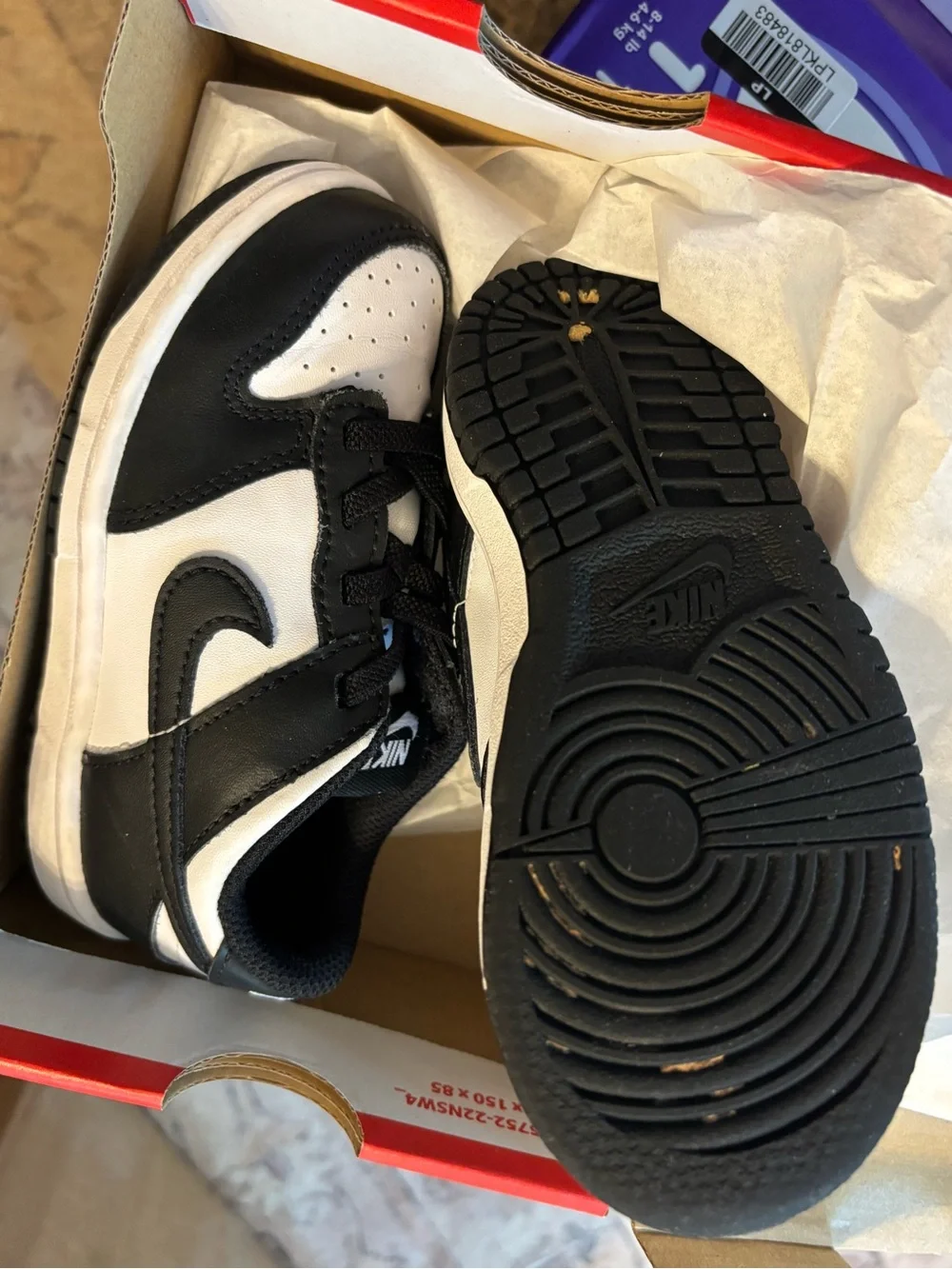 Nike Kids' Black/White Low-Top Sneaker